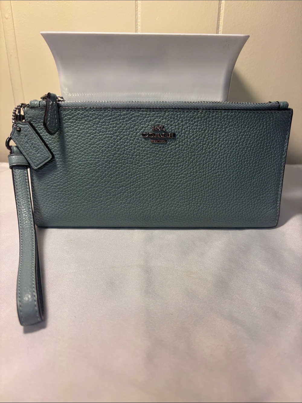 ✨ Coach Double Zip Wallet Wristlet Clutch Polished Pebble Leather - Discontinued